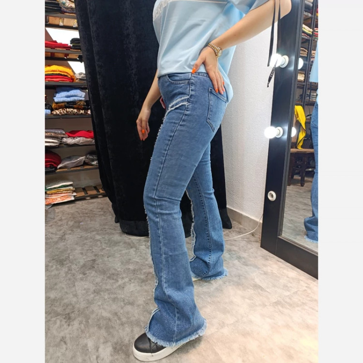 شلوار جین بوتکات شیک و قیمت مناسب